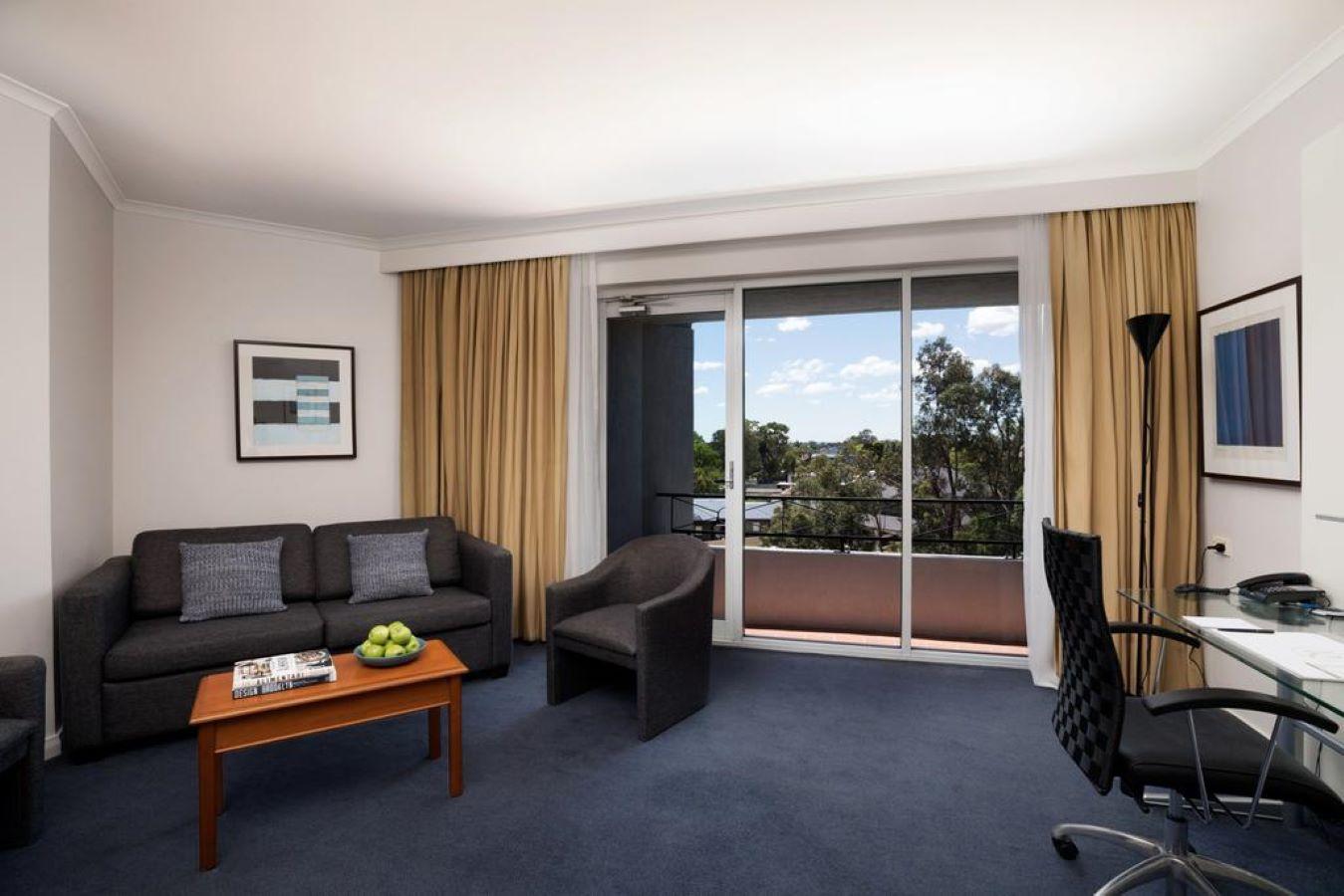 Rydges Bankstown Hotel Eksteriør billede