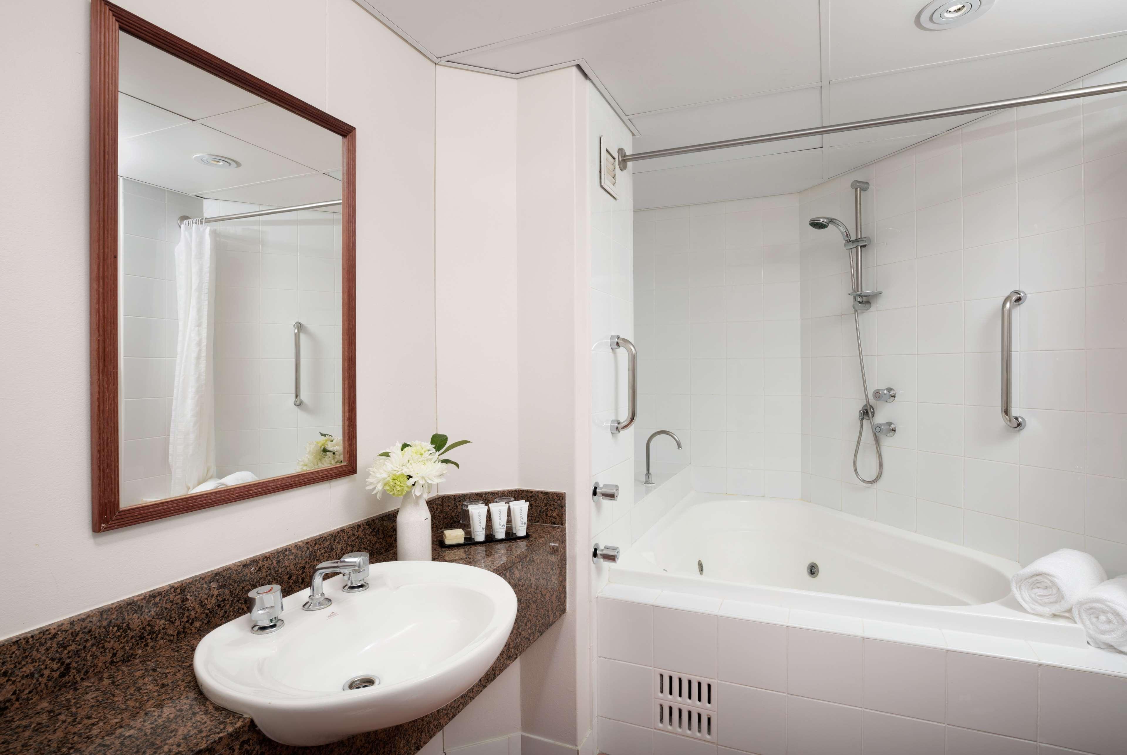 Rydges Bankstown Hotel Eksteriør billede