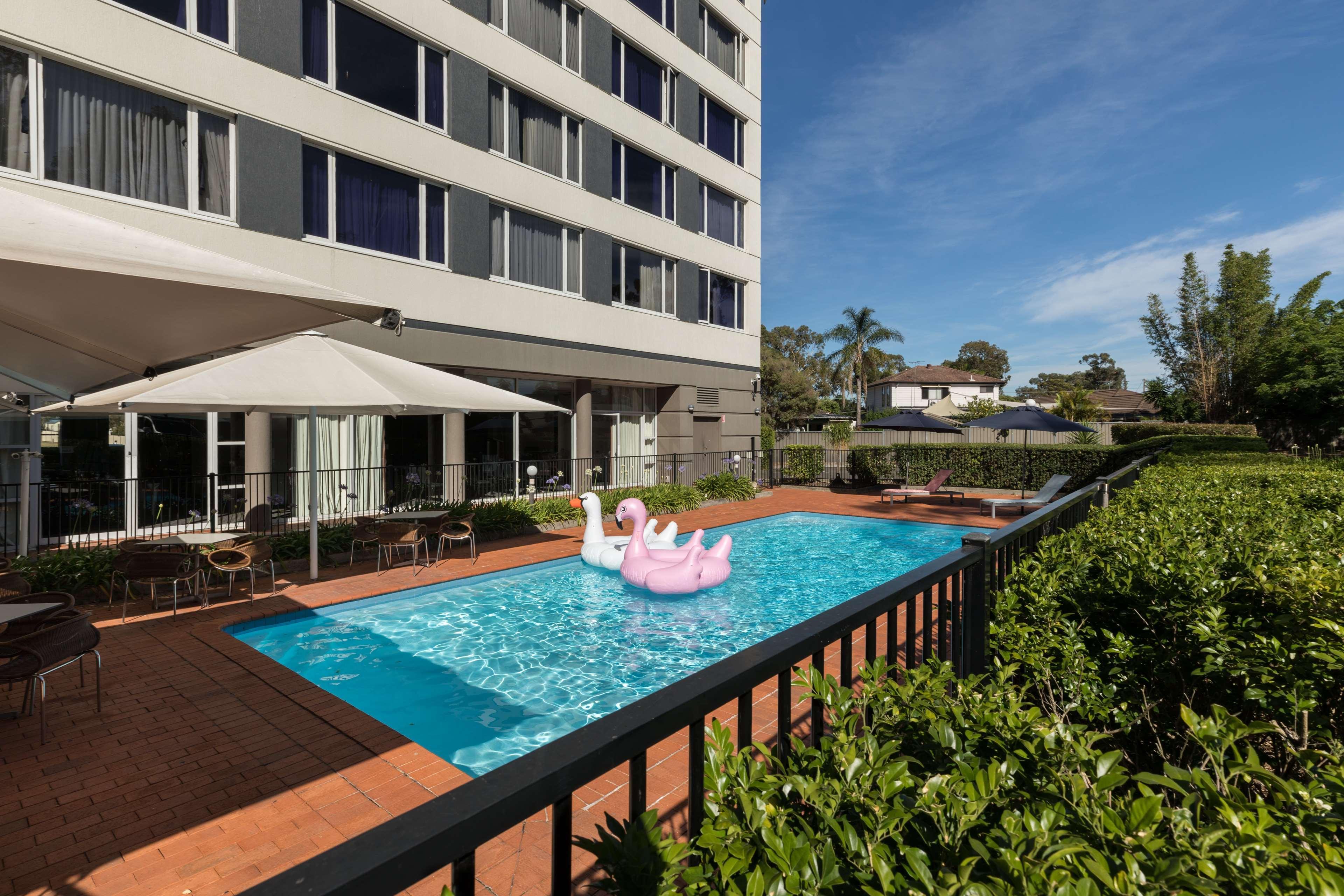 Rydges Bankstown Hotel Eksteriør billede